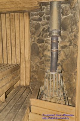 Печь на дровах в сауне Гостевого дома Женева, Кубинка